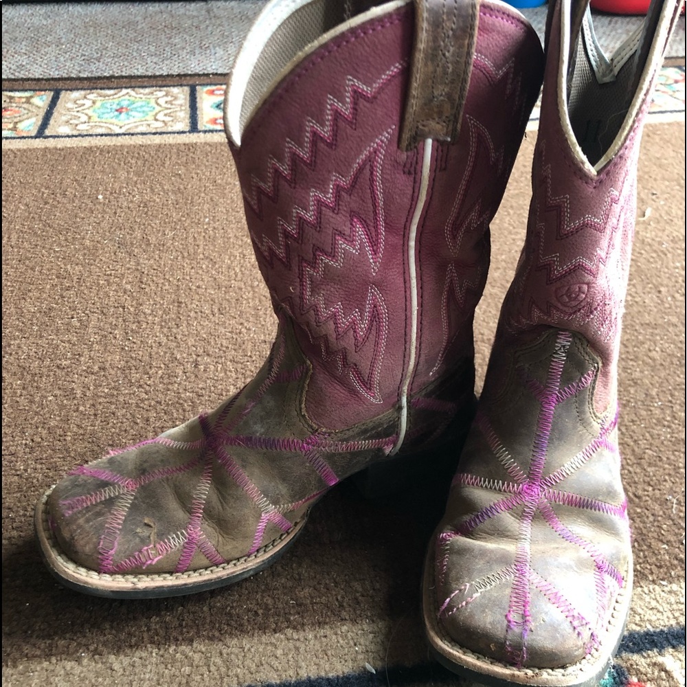 Little Girls Ariat Boots size 11